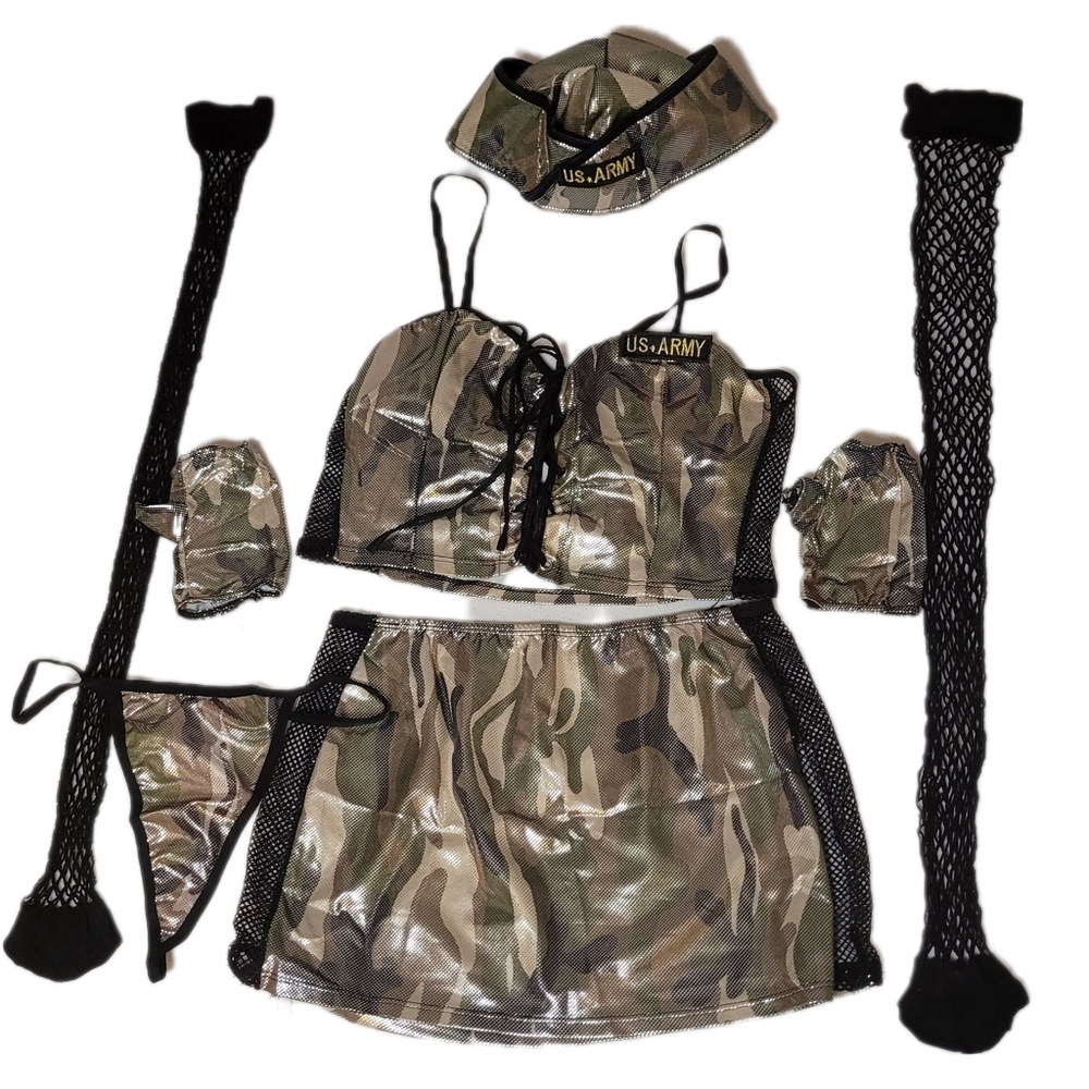 SEXY lingerie 6 picese, Army green/Black size M/L Never Used - 💥2/$30💥